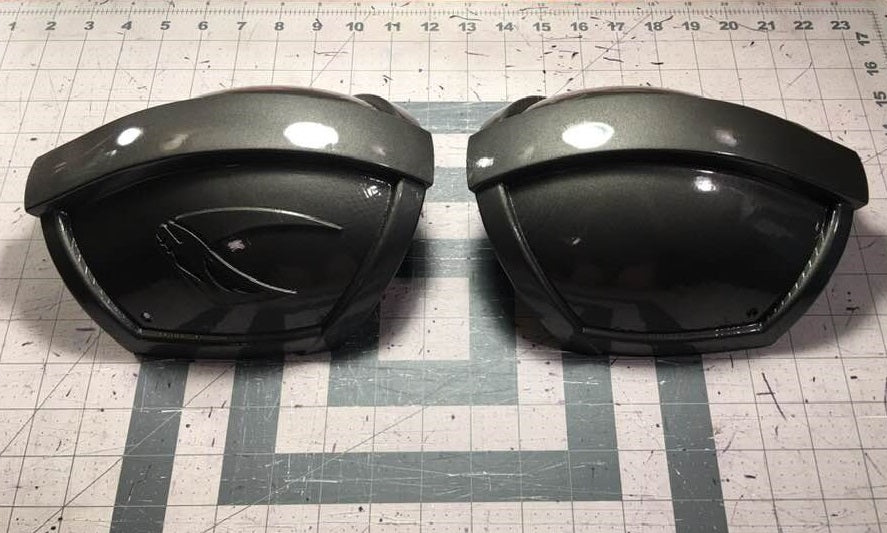 Mandalorian Beskar shoulders with Mudhorn symbol