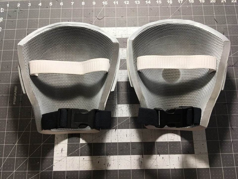 Moon Knight 4-piece combo set chest armor, mask, gauntlets & shoulders Matte White with Black or Gold Moon.