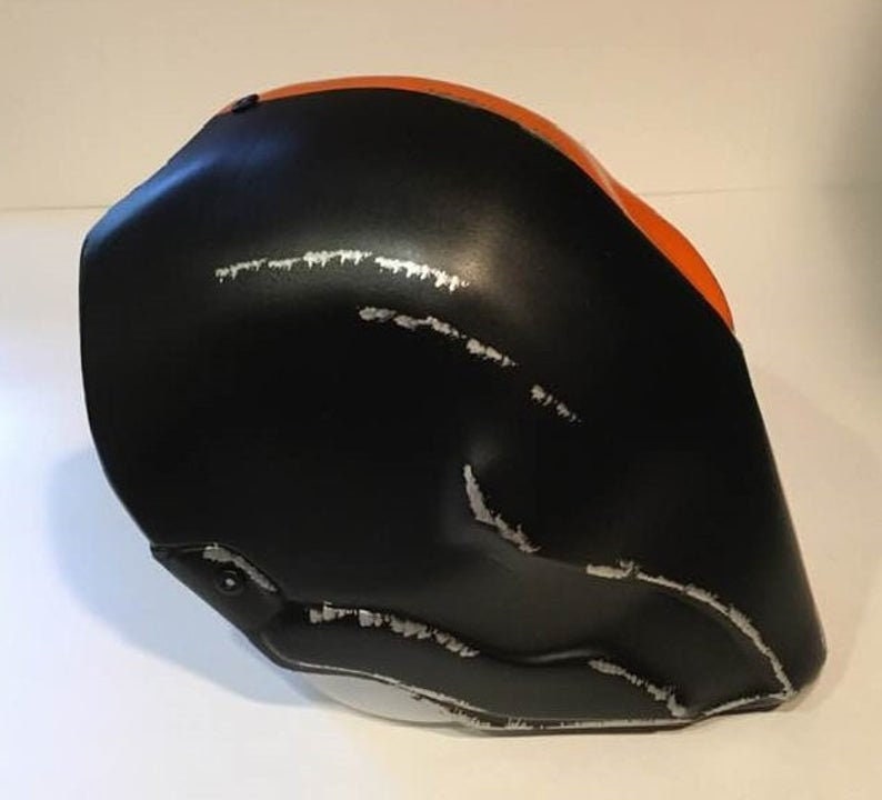 Deathstroke Arkham origins 2-piece set: mask and staff Flat Black True Orange