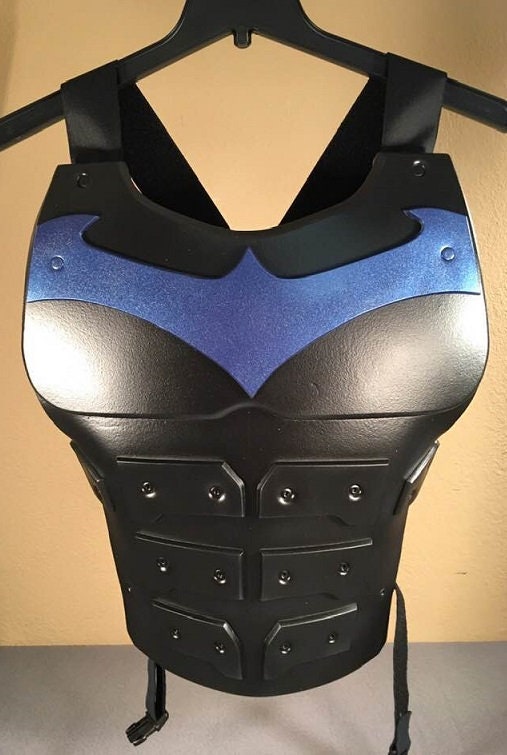 Nightwing 2-piece set: chest armor and matching shoulders