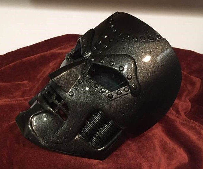 Dr. Doom Classic Mask Metallic Black Night