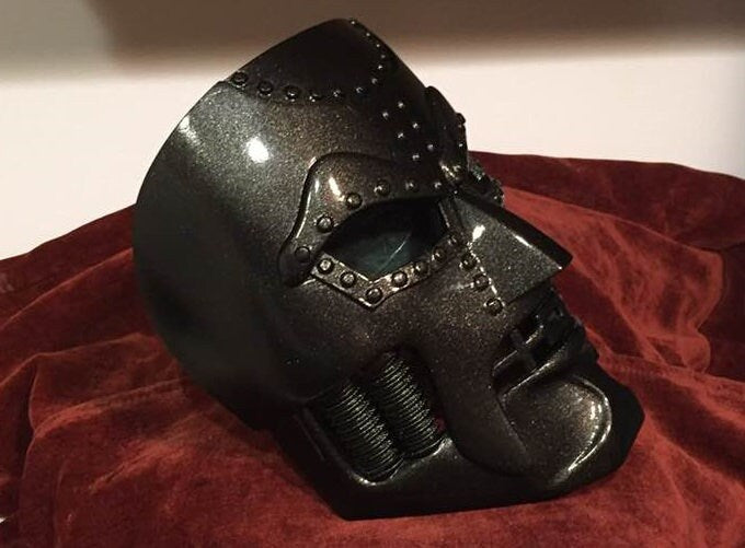 Dr. Doom Classic Mask Metallic Black Night