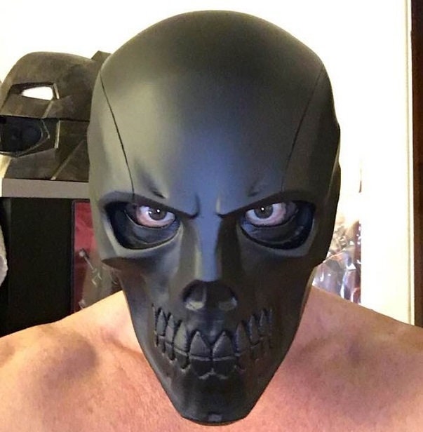 Black Mask FRONT ONLY Arkham Origins or Birds of Prey Metallic Black Night