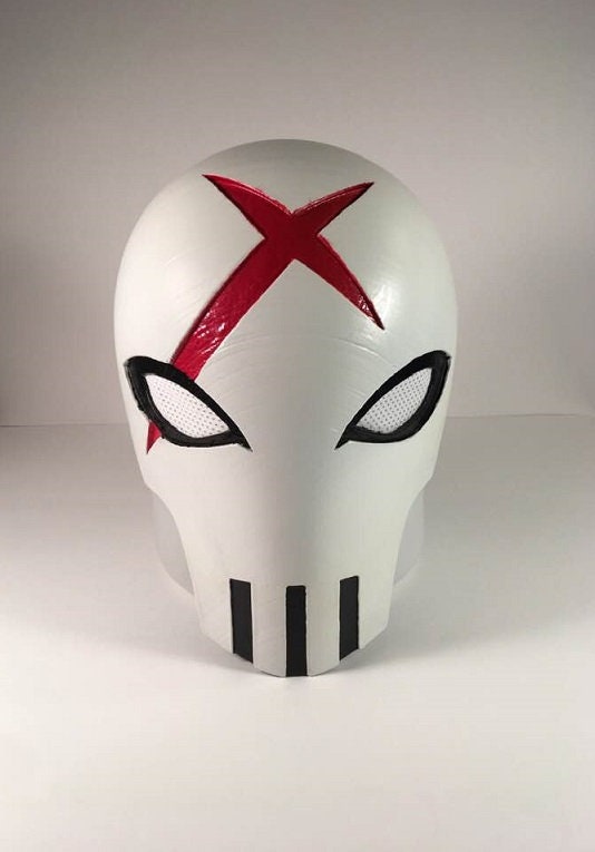 Red X chest armor