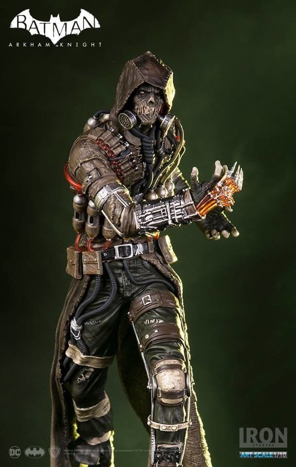 Scarecrow mask with removable filters