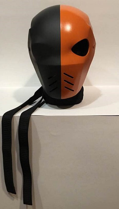 Deathstroke forearm armor CW Arrow version Flat Black Blue Carbon Fiber