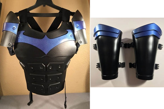 Nightwing 3-piece set: chest armor, shoulders and forearms.