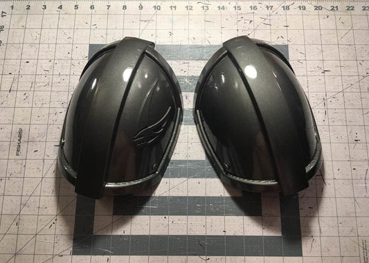 Mandalorian Beskar shoulders with Mudhorn symbol