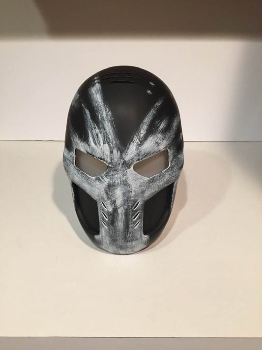 Crossbones Mask with backplate