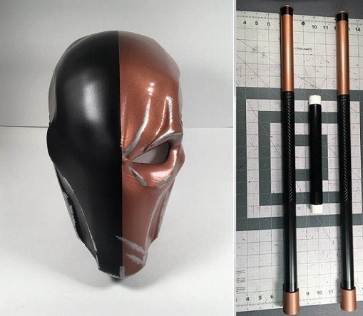 Deathstroke Arkham origins 2-piece set: mask and staff Flat Black Metallic Copper