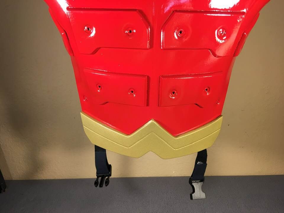 Wonder Man chest armor Apple Red Pure gold